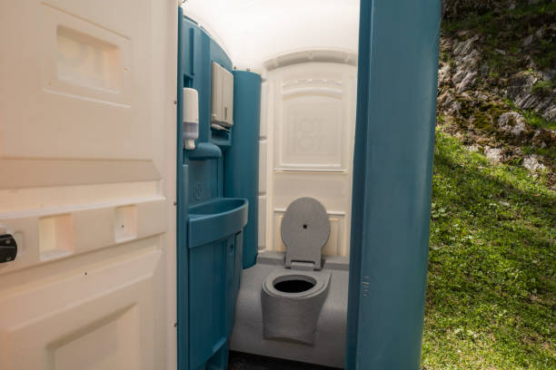 Best Portable restroom trailer rental  in Seward, NE